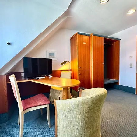 Ar Boutique Hotel *